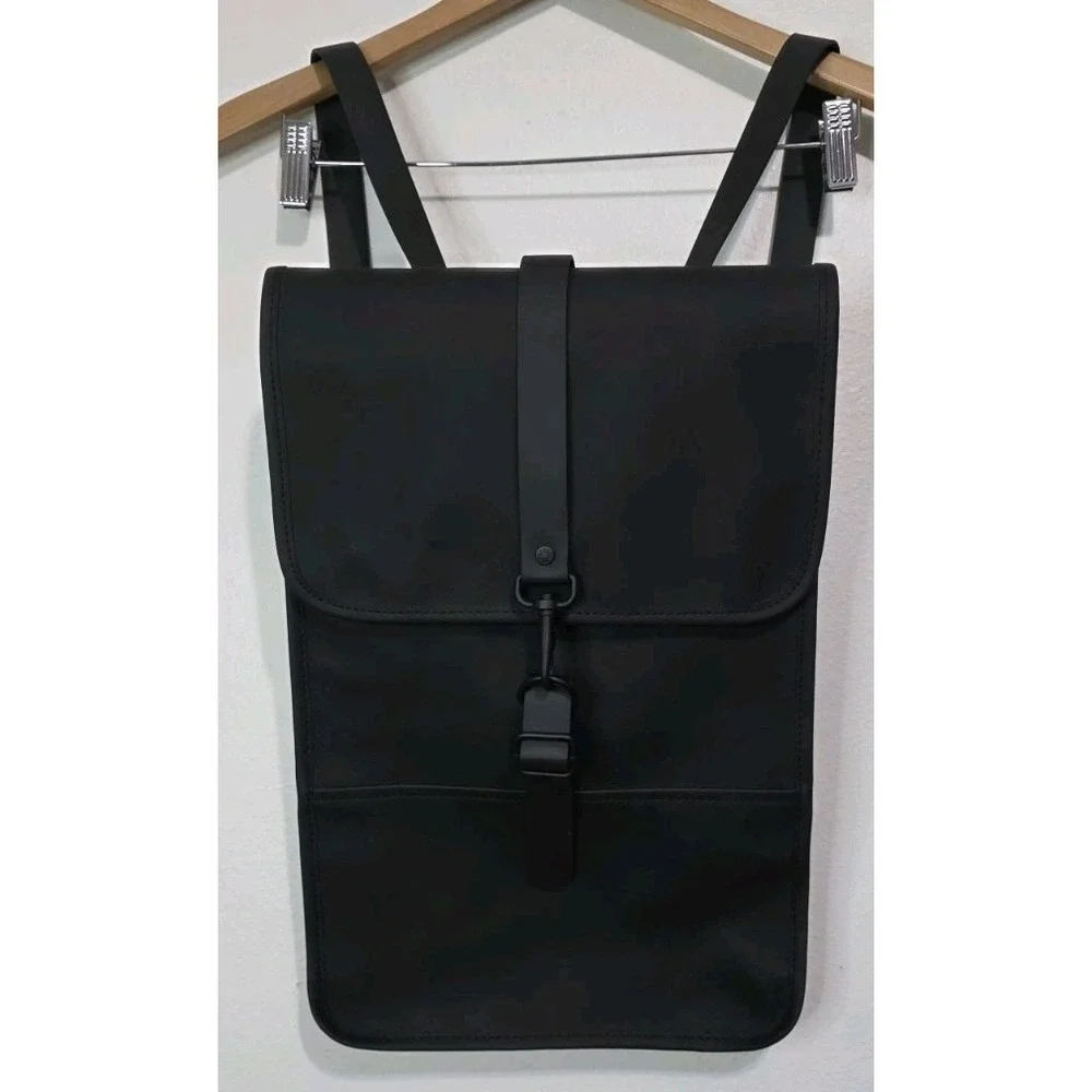 Rains backpack all